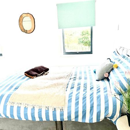 Rye Brand New Apartment 外观 照片